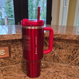 NWT Stanley + Starbucks Holiday Red 40 OZ Tumbler